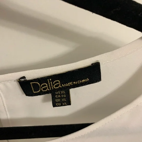 Flared blouse - Picture 7 of 7